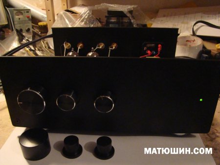 ����������